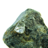 Diamant Rohkristall natürlich auf Kimberlit