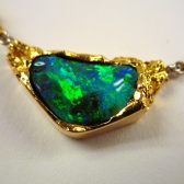 Halskette LAPPONIA Stil Gold Platin Boulder-Opal Handgefertigt.JPG